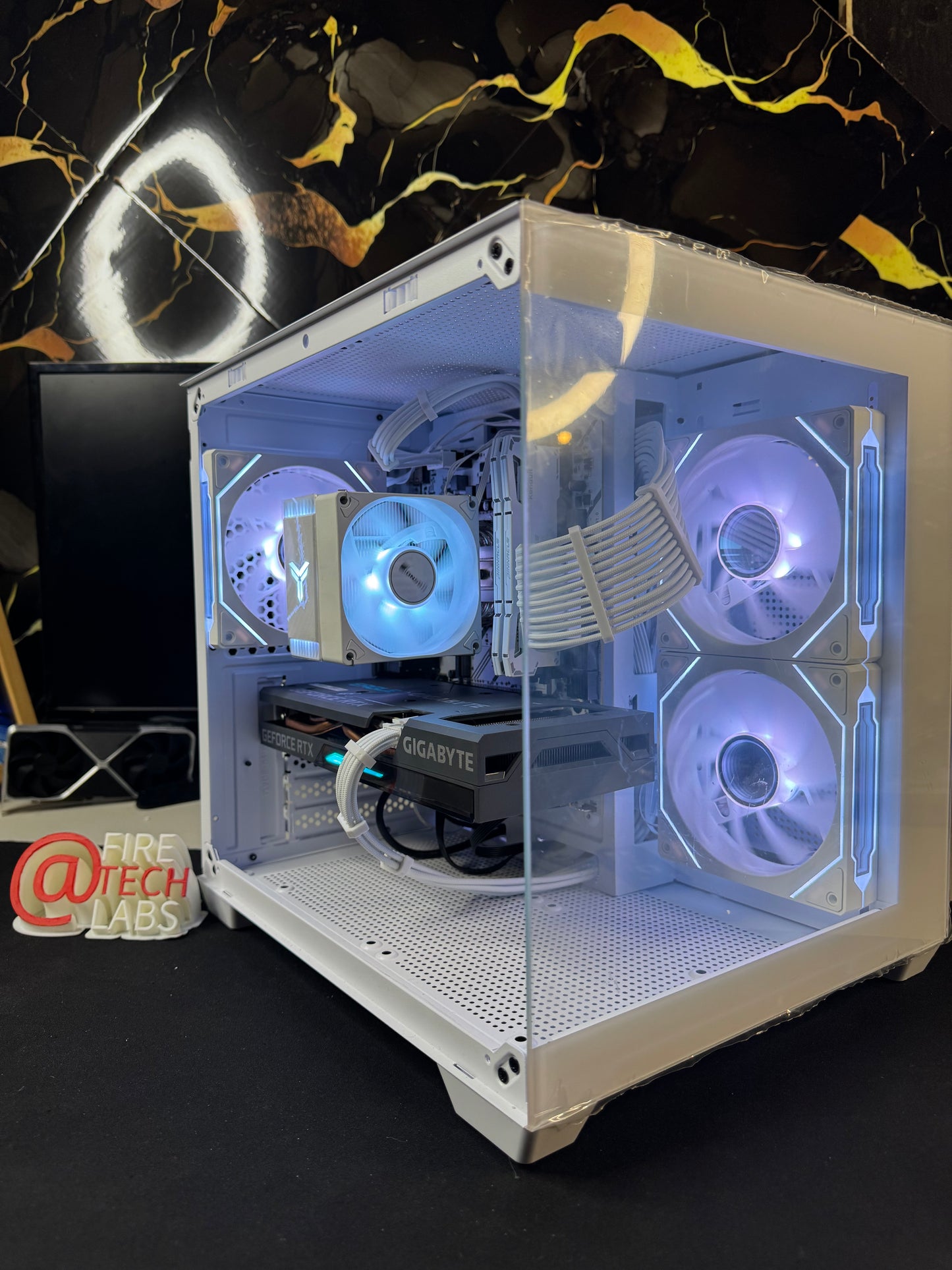 Fire Tech Labs: Moonlight se