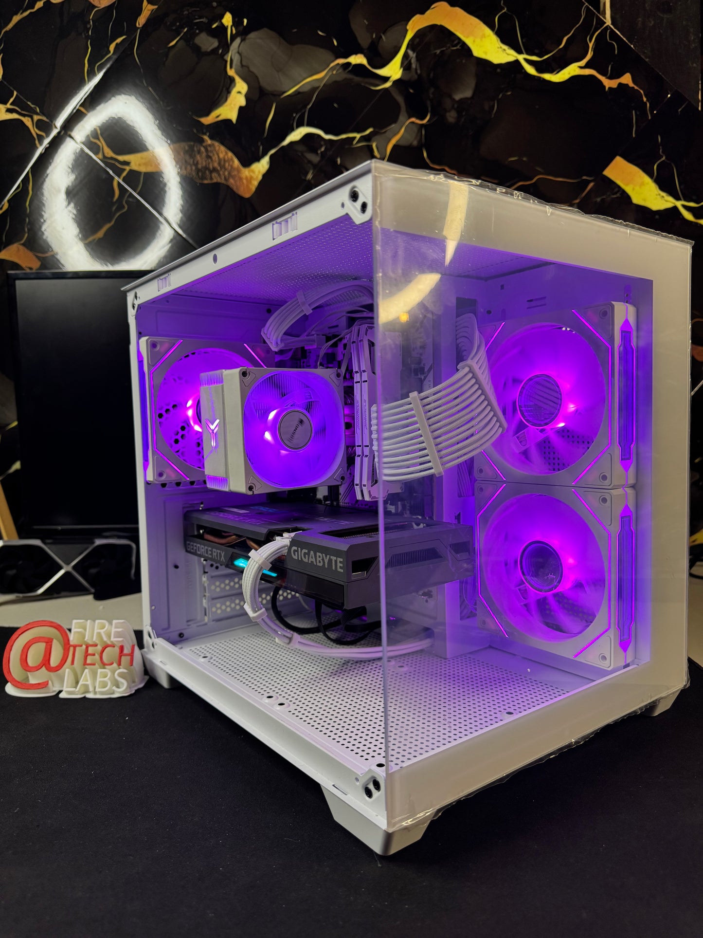 Fire Tech Labs: Moonlight se