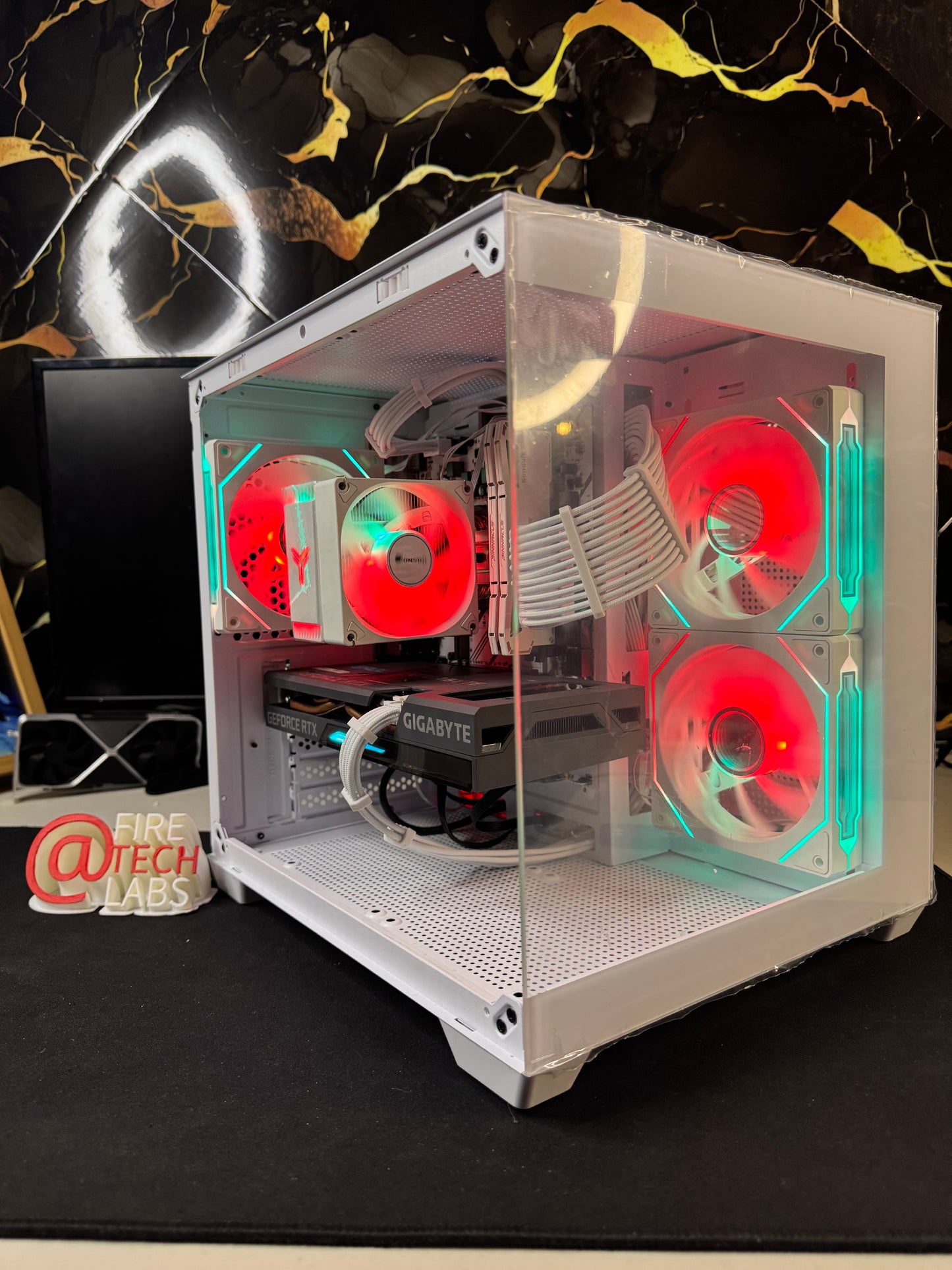 Fire Tech Labs: Moonlight se