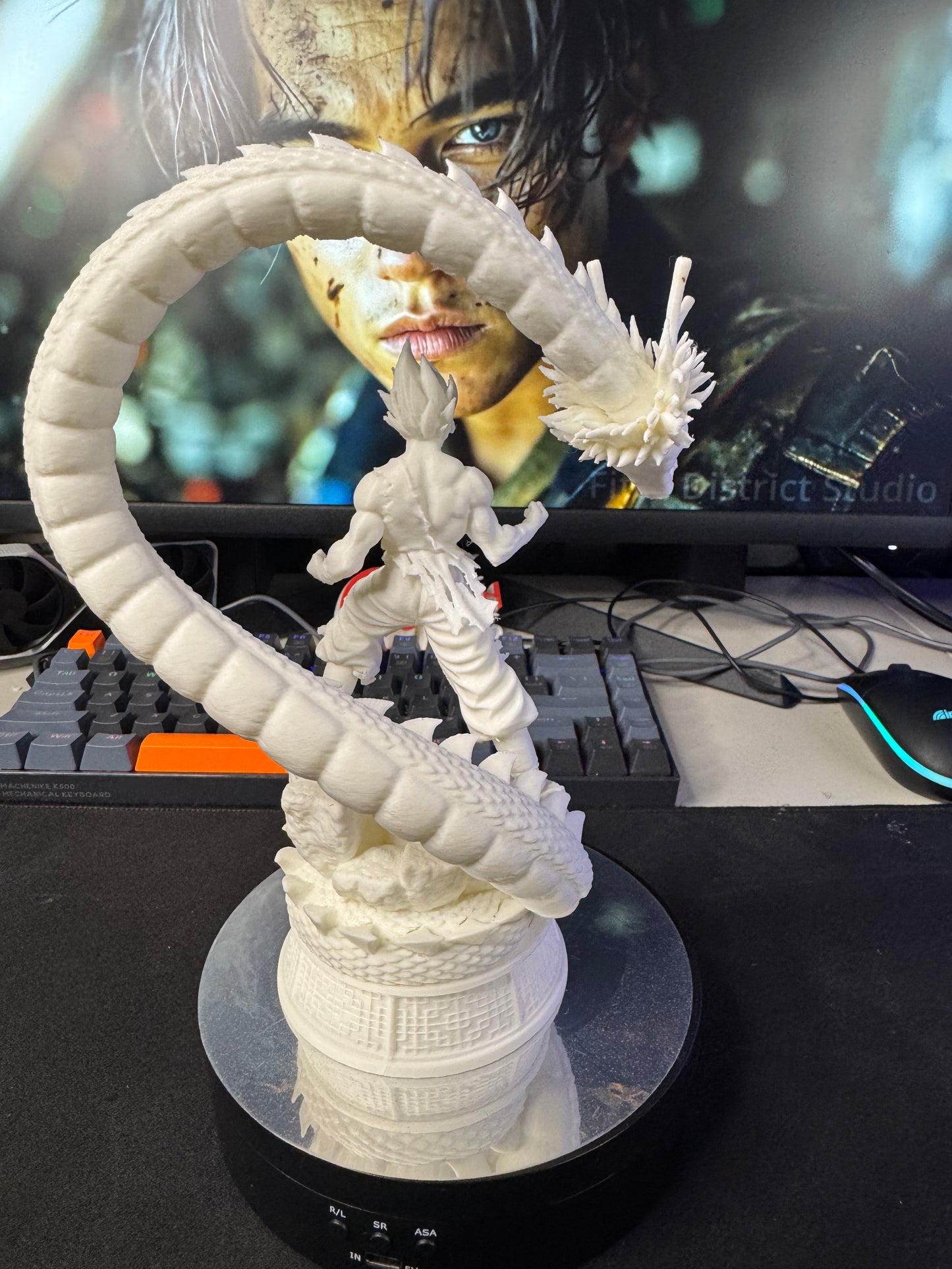Dragon fist goku
