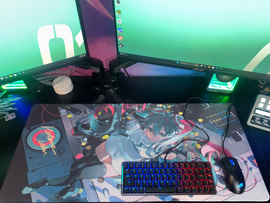 Hatsune Miku mousepad